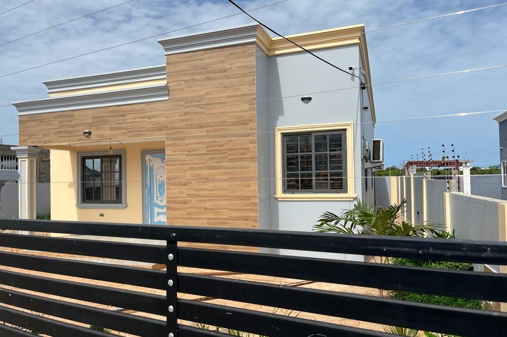 Three Bedroom at Prampram - Miotso ref- RK002